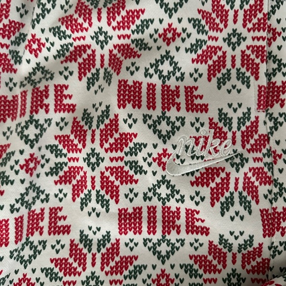 Nike Sportswear Club Fleece Jogger Pants Beige Red - Picture 4 of 7